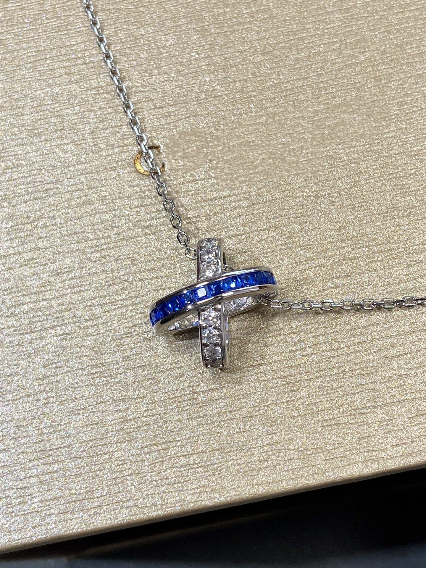 [✨ROSE✨]LIENS DIAMOND SILVER NECKLACE