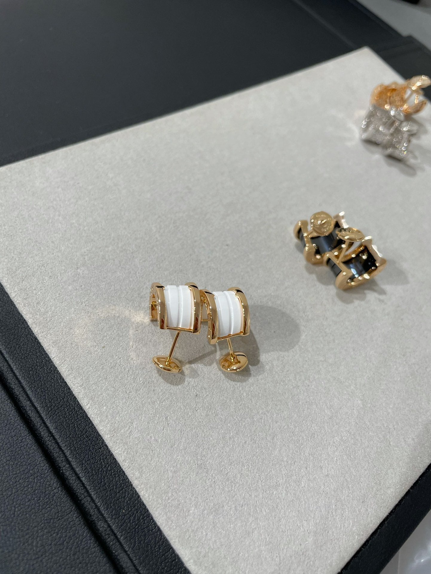 [✨ROSE✨]ZERO 1 PINK GOLD CERAMIC EARRINGS