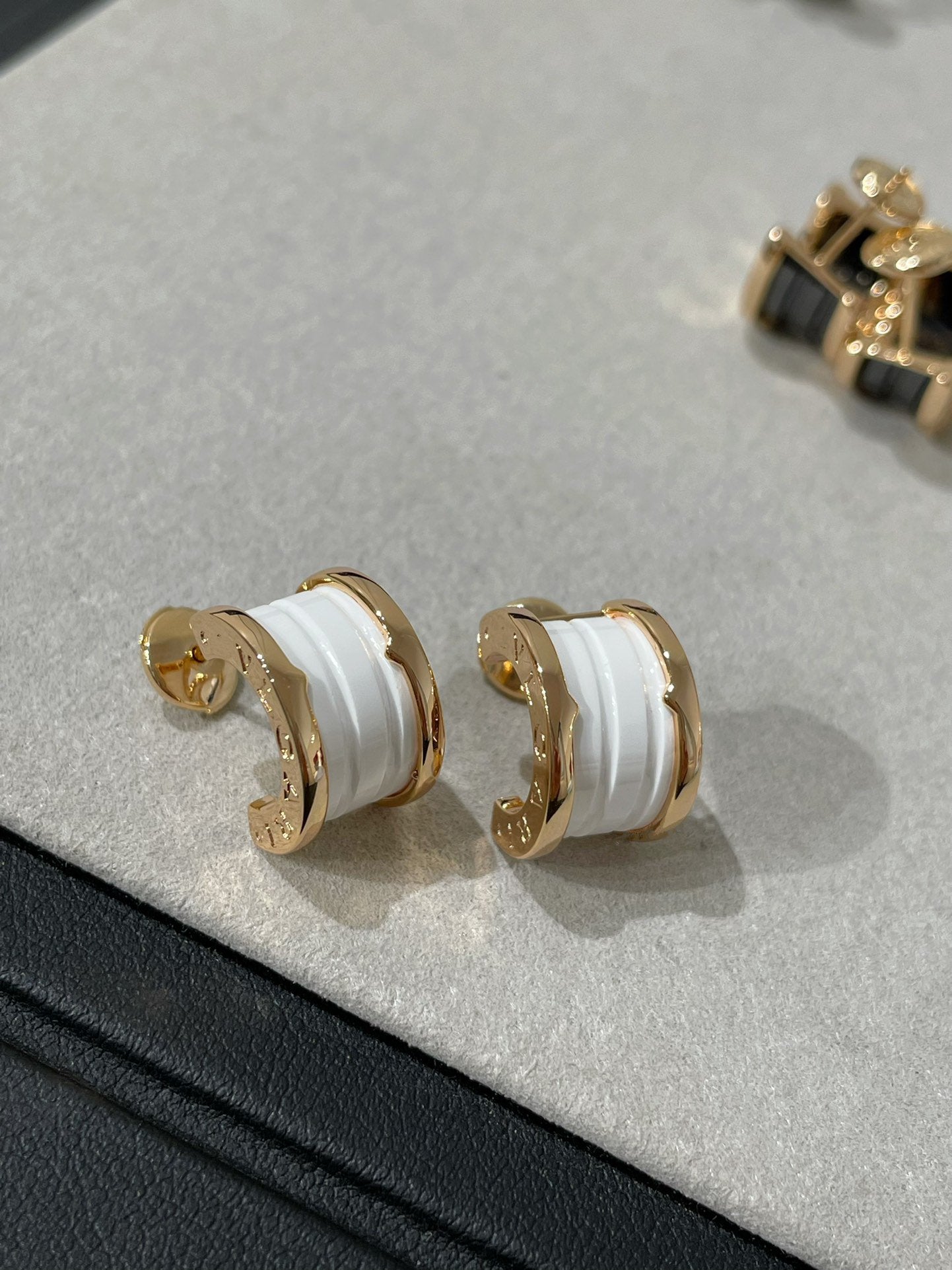 [✨ROSE✨]ZERO 1 PINK GOLD CERAMIC EARRINGS