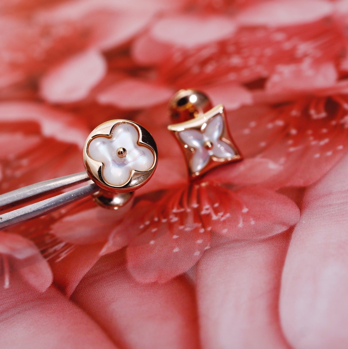 [✨ROSE✨]STAR AND SUN PINK GOLD MOP STUD EARRINGS