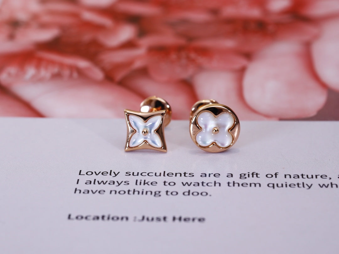[✨ROSE✨]STAR AND SUN PINK GOLD MOP STUD EARRINGS