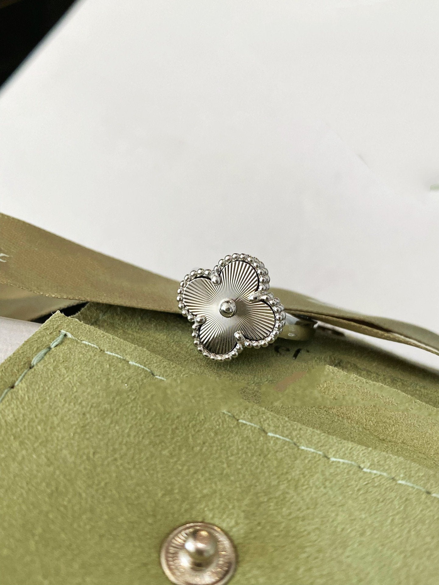 [✨ROSE✨]CLOVER SILVER RING