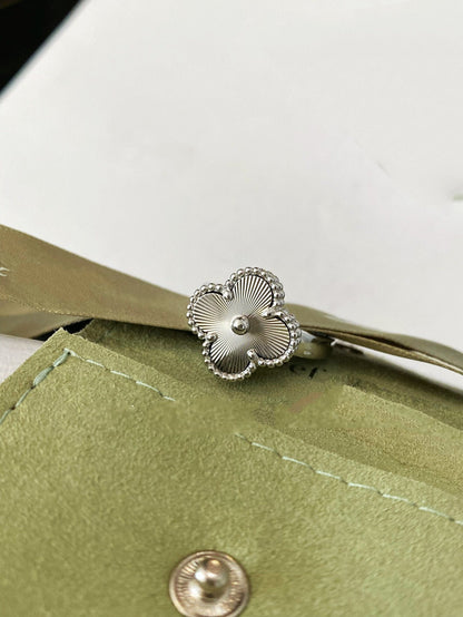 [✨ROSE✨]CLOVER SILVER RING