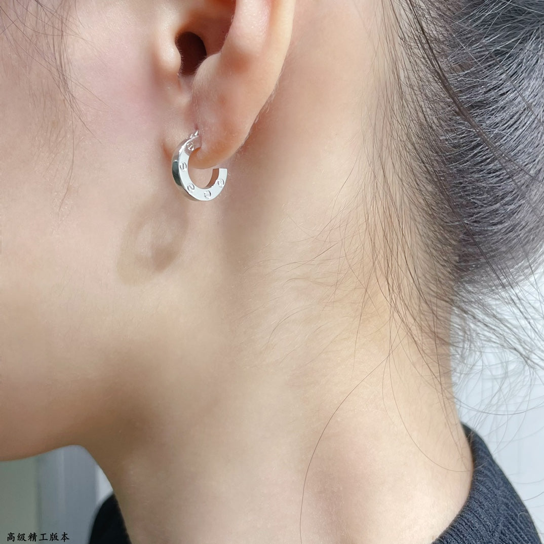 [✨ROSE✨]LOVE MINI EARRINGS