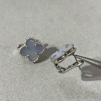 [✨ROSE✨]CLOVER CHALCEDONY SILVER STUD EARRINGS