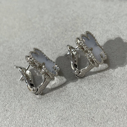 [✨ROSE✨]CLOVER CHALCEDONY SILVER STUD EARRINGS