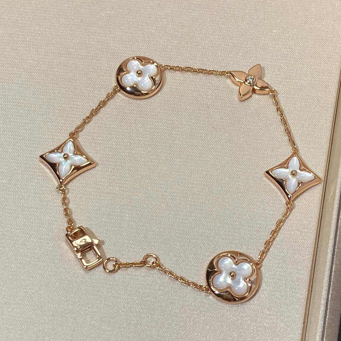 [✨ROSE✨]STAR AND SUN 5 MOTIF MOP PINK GOLD BRACELET