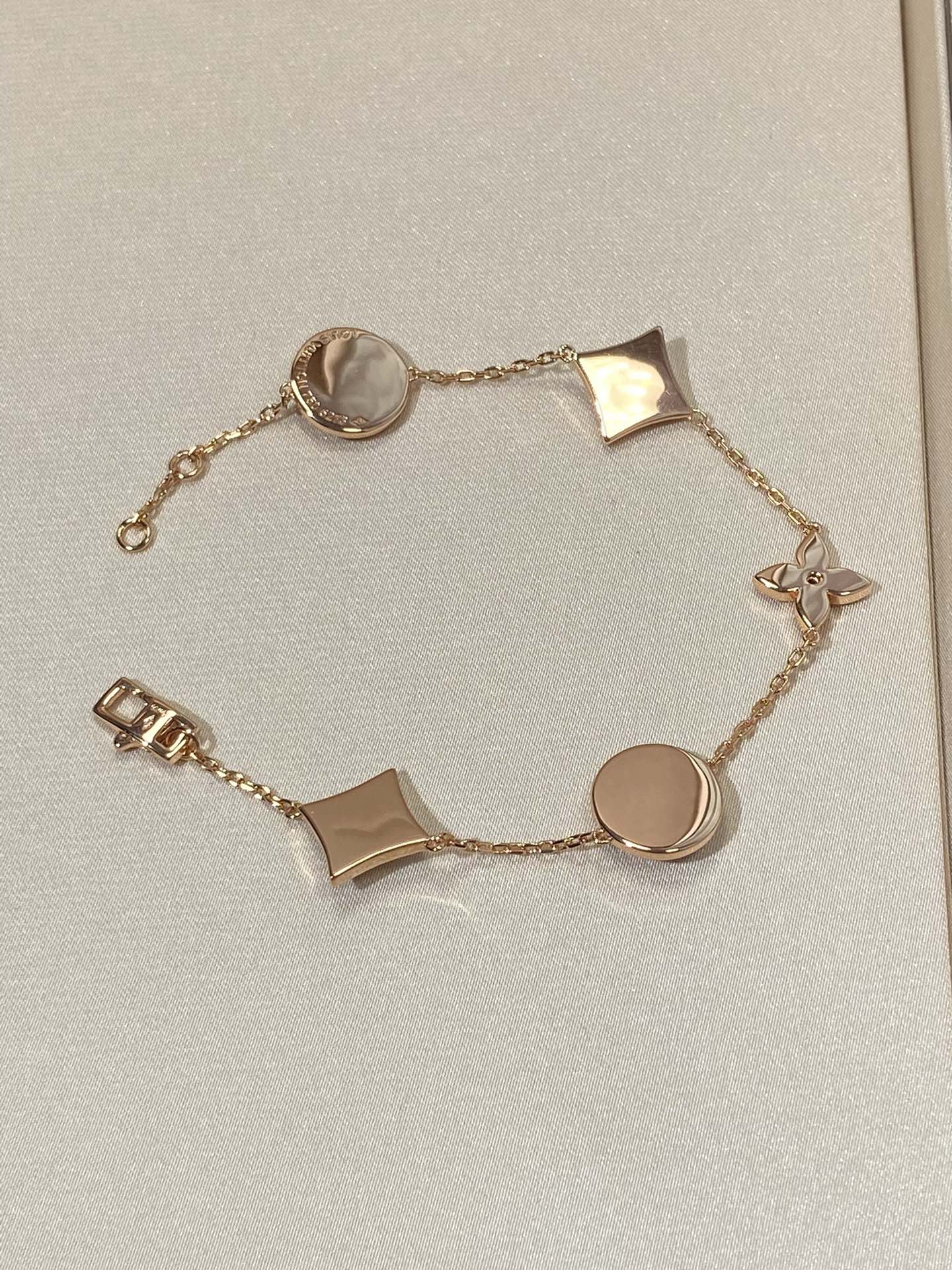 [✨ROSE✨]STAR AND SUN 5 MOTIF MOP PINK GOLD BRACELET