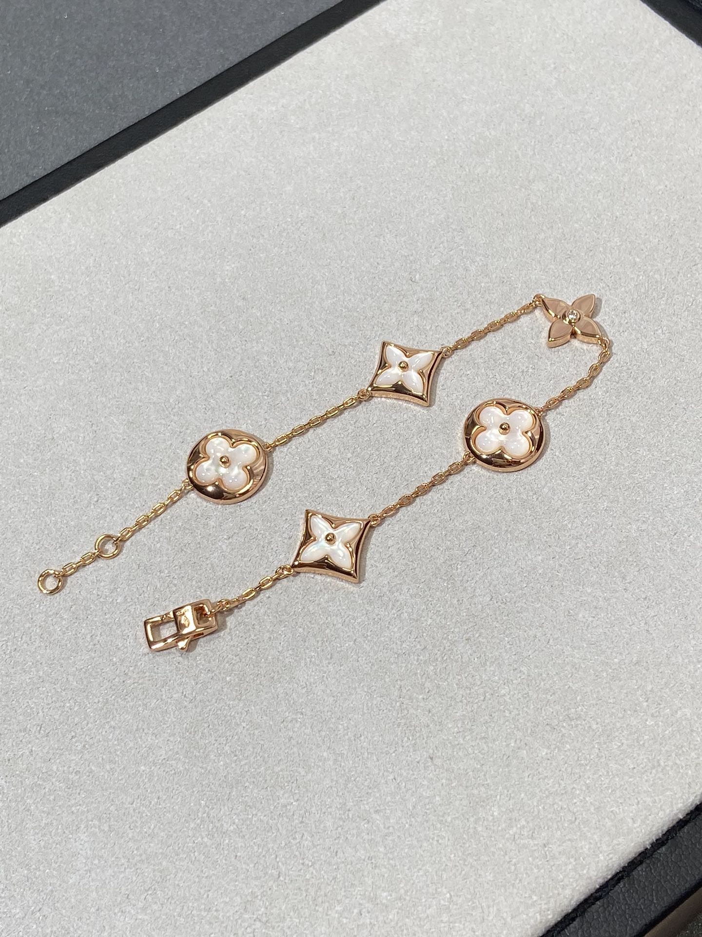 [✨ROSE✨]STAR AND SUN 5 MOTIF MOP PINK GOLD BRACELET