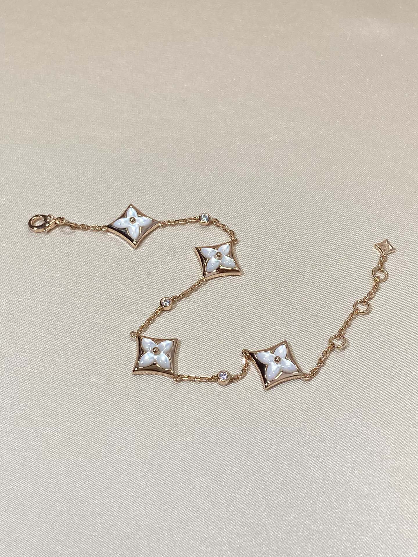 [✨ROSE✨]STAR 4 MOTIF MOP DIAMOND PINK GOLD BRACELET