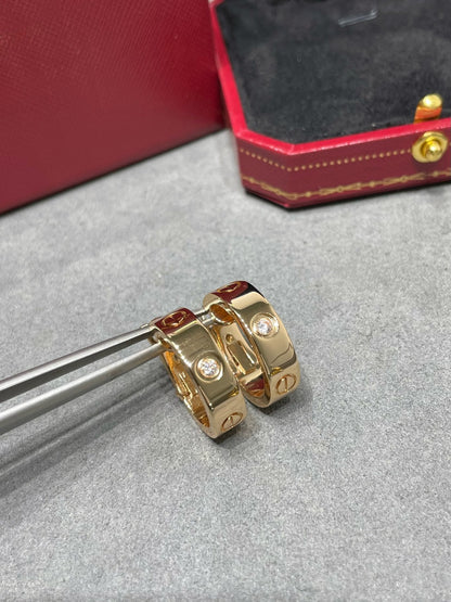 [✨ROSE✨]LOVE 5.5MM 1 DIAMOND EARRINGS