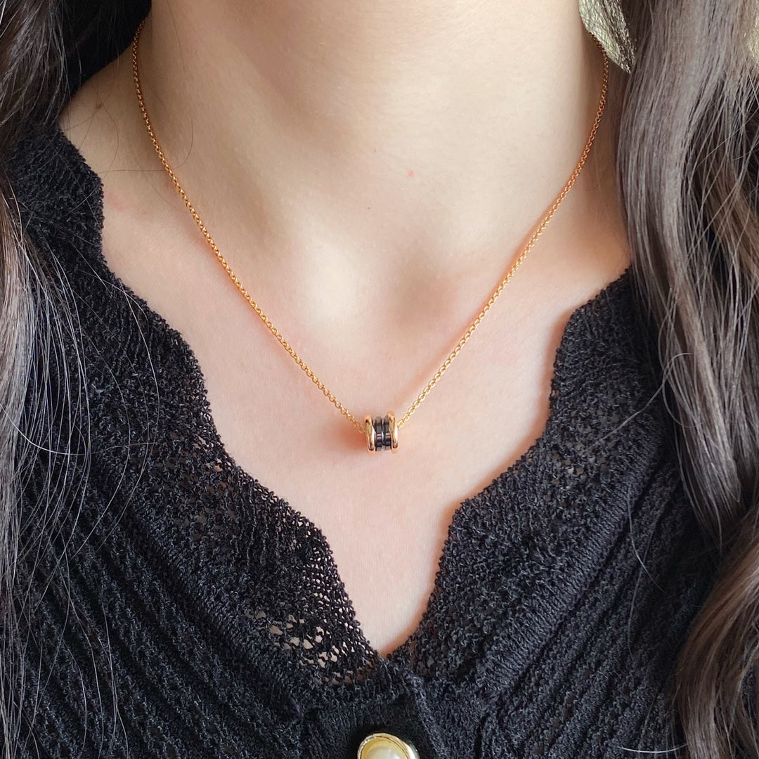 [✨ROSE✨]ZERO 1 CERAMIC MINI NECKLACE
