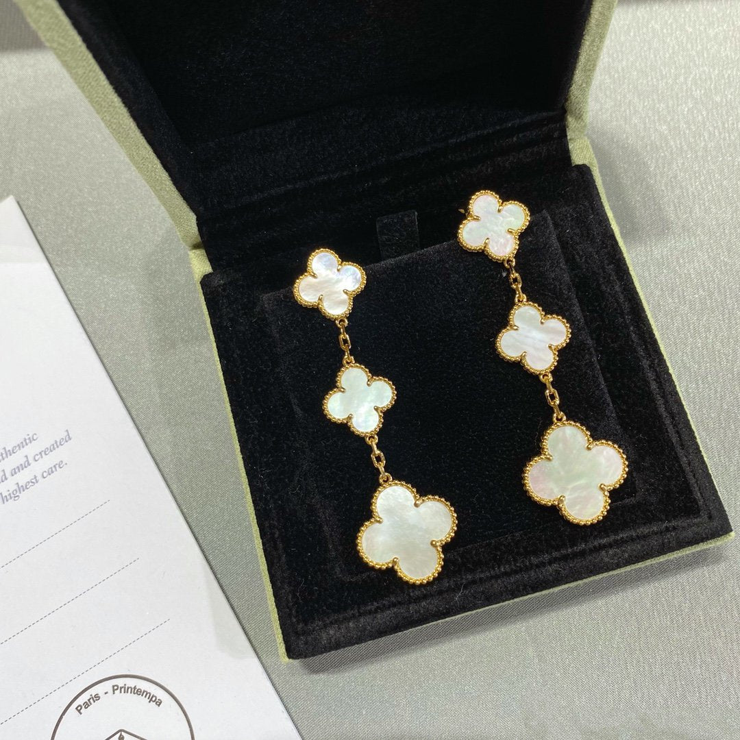 [✨ROSE✨]CLOVER MOP 3 MOTIFS GOLD EARRINGS