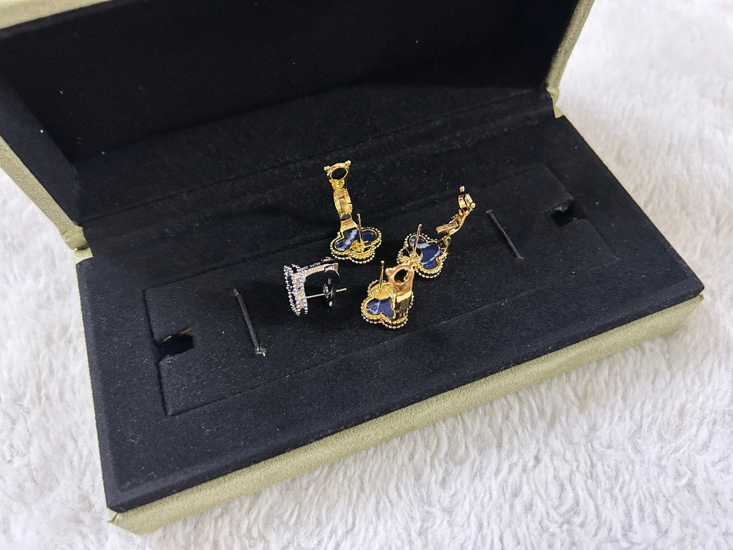 [✨ROSE✨]CLOVER PIETERSITE MEDIUM STUD EARRINGS