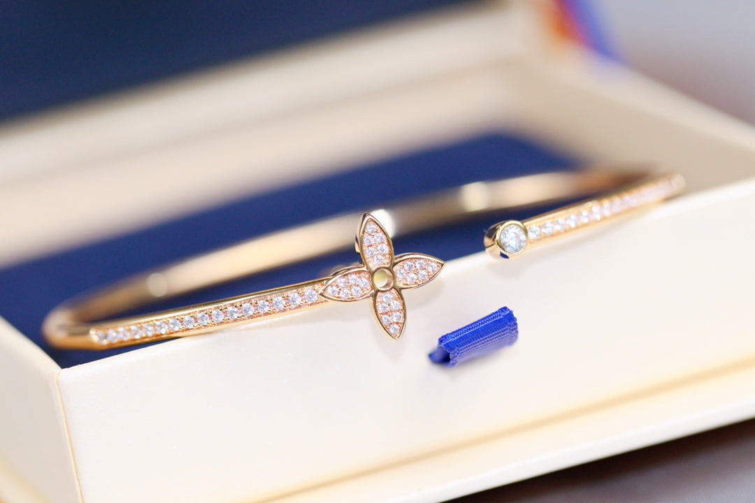 [✨ROSE✨]IDYLLE PINK GOLD OPEN BRACELET DIAMOND PAVED