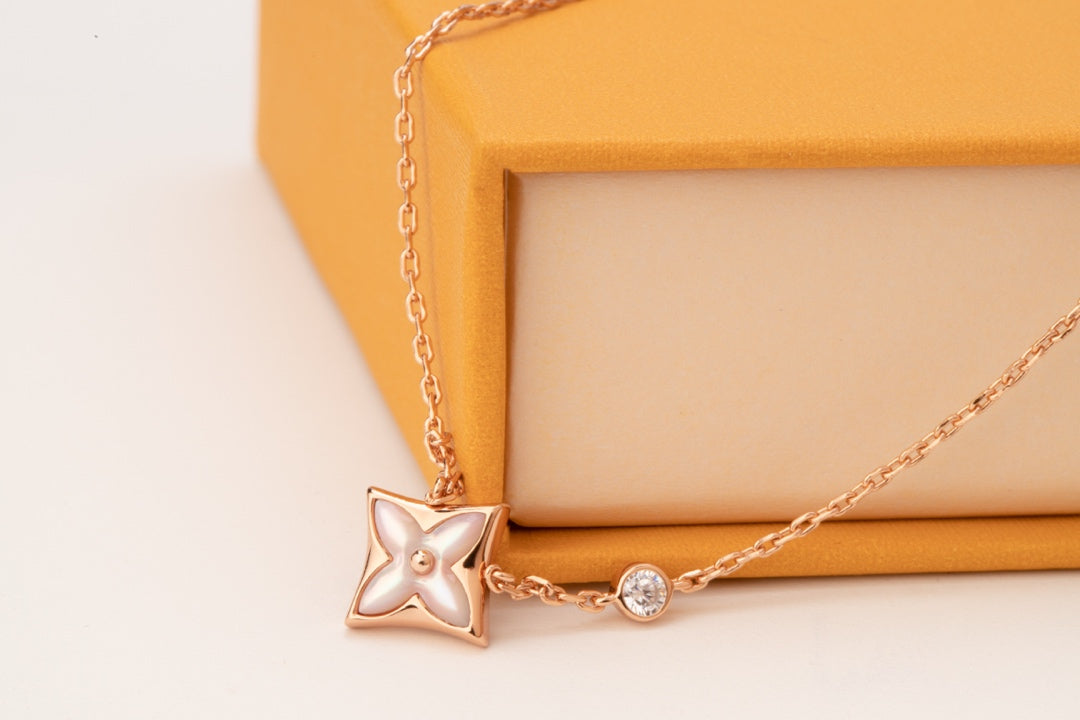 [✨ROSE✨]STAR PINK MOP 1 DIAMOND PINK GOLD NECKLACE
