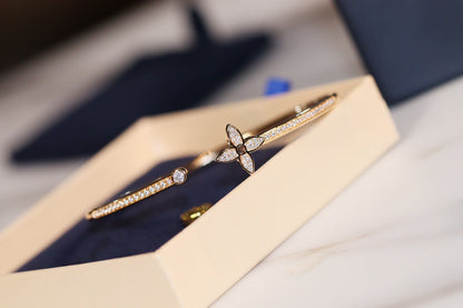 [✨ROSE✨]IDYLLE GOLD OPEN BRACELET DIAMOND PAVED