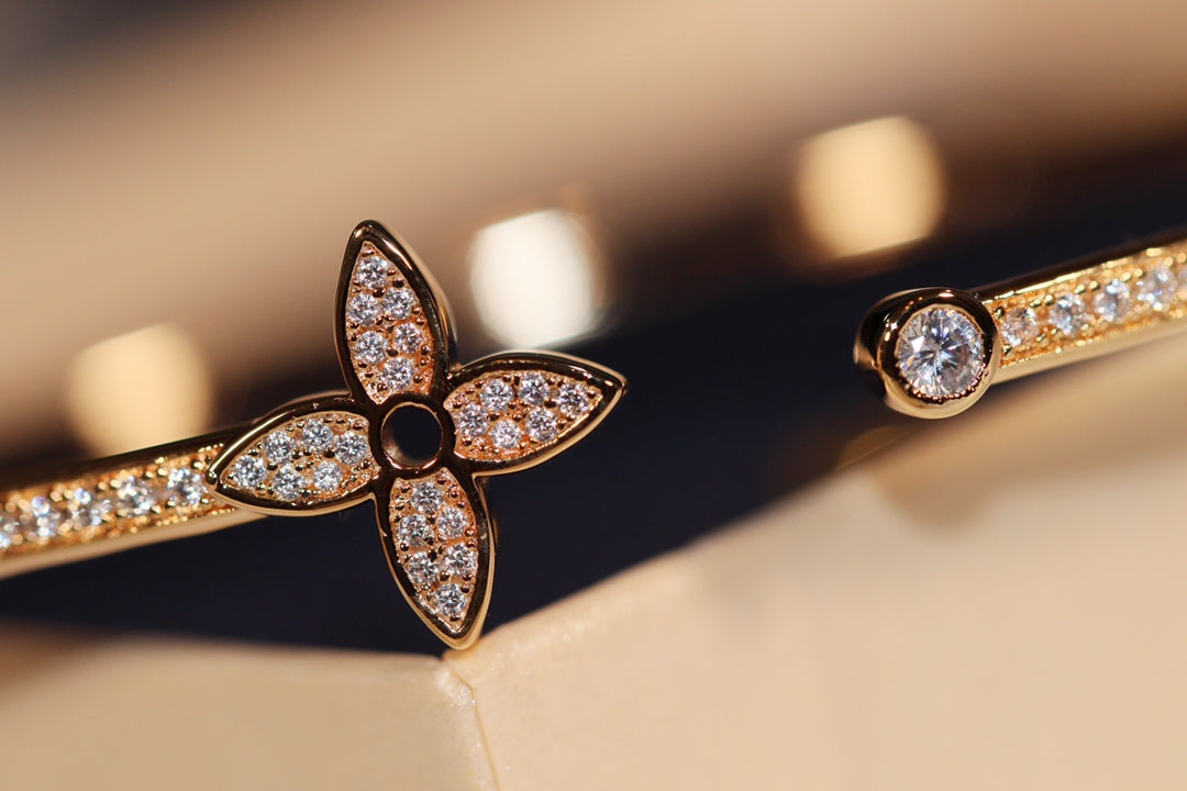 [✨ROSE✨]IDYLLE GOLD OPEN BRACELET DIAMOND PAVED