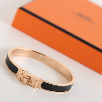 [✨ROSE✨]HM KELLY BLACK BRACELET