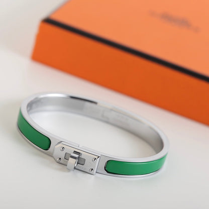 [✨ROSE✨]HM KELLY GREEN BRACELET