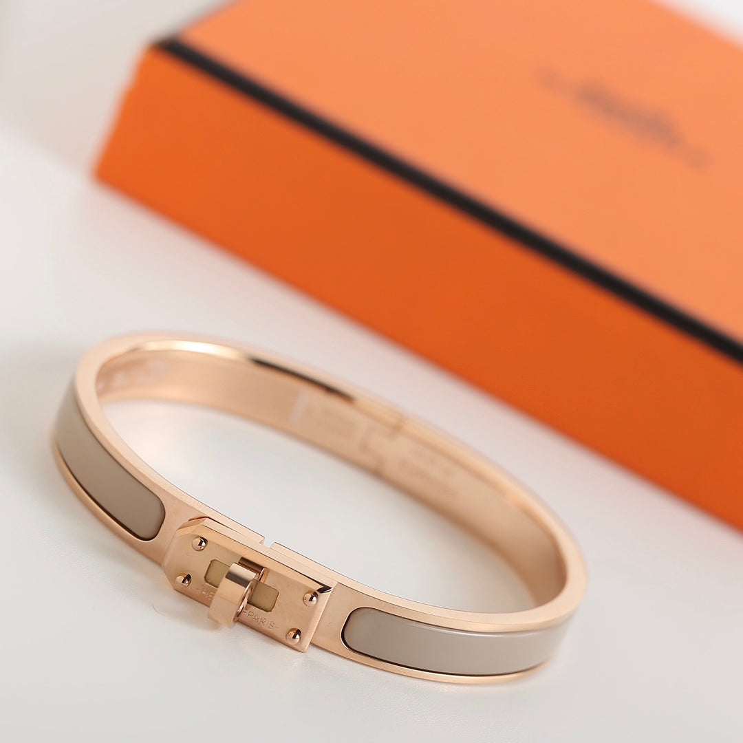 [✨ROSE✨]HM KELLY GREY BRACELET