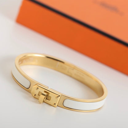 [✨ROSE✨]HM KELLY WHITE BRACELET