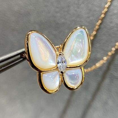 [✨ROSE✨]BUTTERFLY MOP DIAMOND NECKLACE