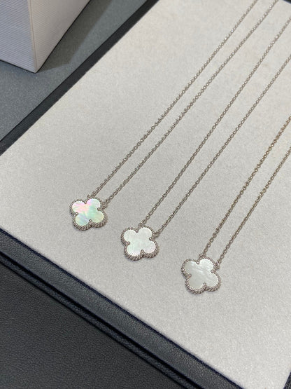 [✨ROSE✨]CLOVER MEDIUM SILVER WHITE MOP NECKLACE