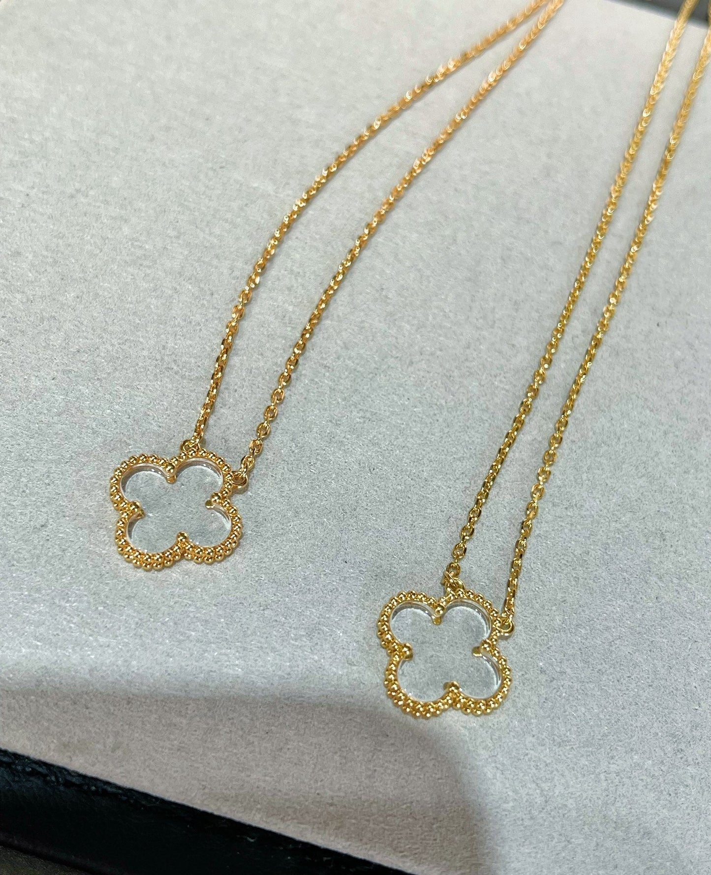 [✨ROSE✨]CLOVER ROCK CRYSTAL ROSE GOLD NECKLACE