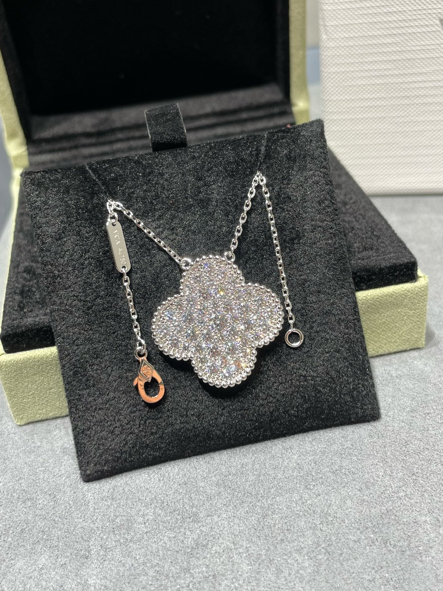 [✨ROSE✨]CLOVER 25MM LARGE PENDANT DIAMOND PAVED SILVER NECKLACE