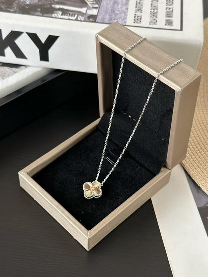 [✨ROSE✨]2024 CHRISTMAS LIMITED EDITION CLOVER 15MM LASER NECKLACE