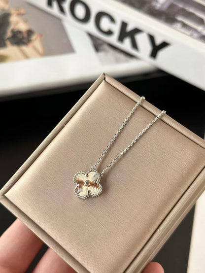 [✨ROSE✨]2024 CHRISTMAS LIMITED EDITION CLOVER 15MM LASER NECKLACE