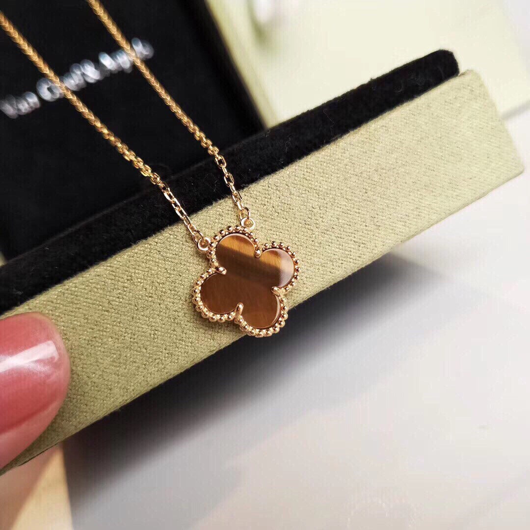 [✨ROSE✨]CLOVER 25MM GOLD TIGER'S EYE  BIG CLOVER NECKLACE