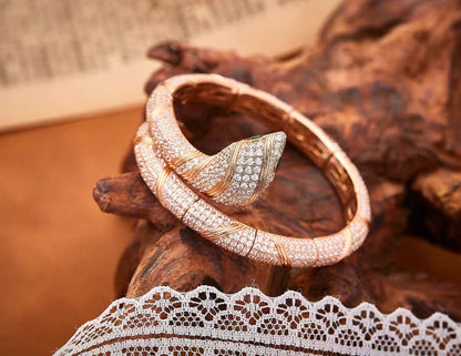 [✨ROSE✨]HAUTE COUTURE GOLD SERPENTI BRACELET