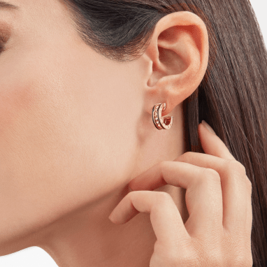 [✨ROSE✨]ZERO 1 ROCK PINK GOLD EARRINGS WITH STUDDED SPIRAL AND BLACK CERAMIC