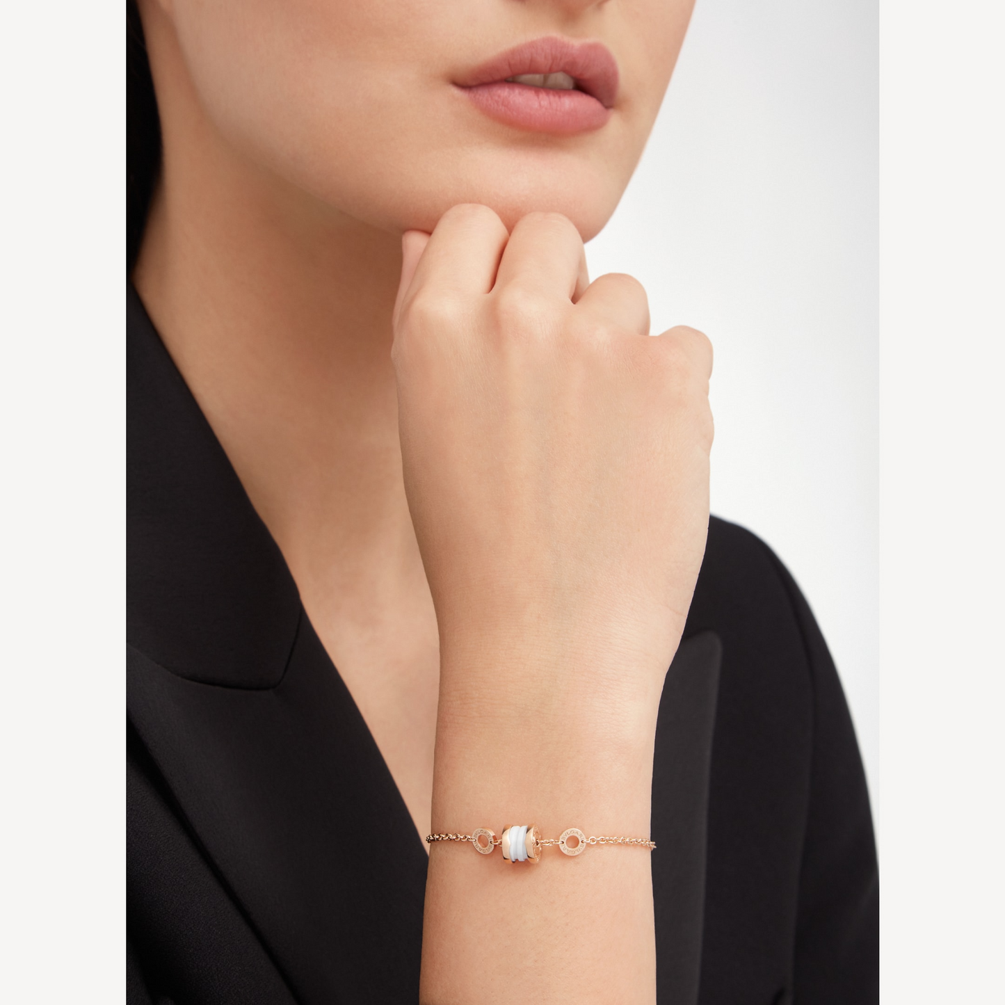 [✨ROSE✨]ZERO 1 SOFT PINK GOLD AND WHITE CERAMIC BRACELET