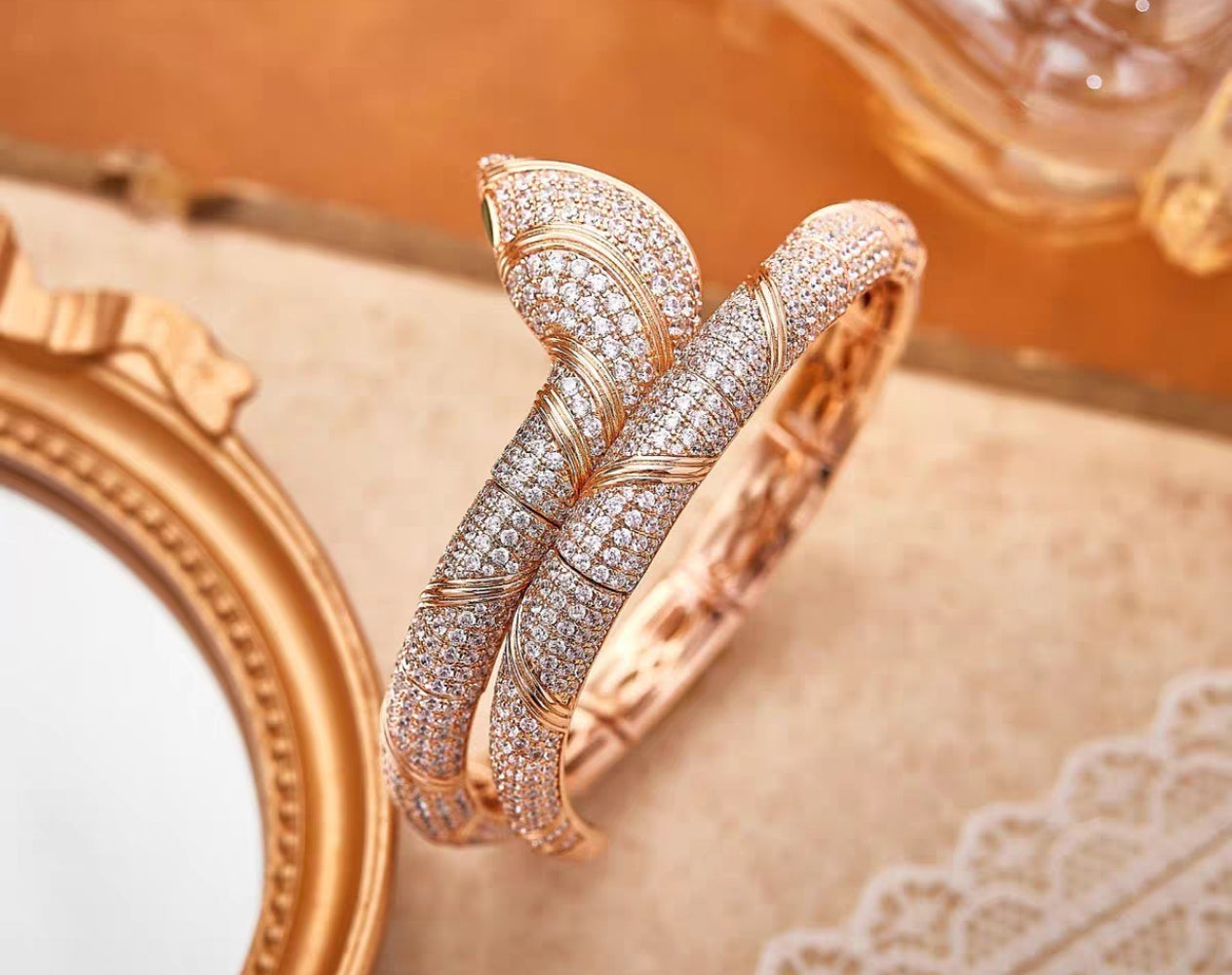 [✨ROSE✨]HAUTE COUTURE GOLD SERPENTI BRACELET