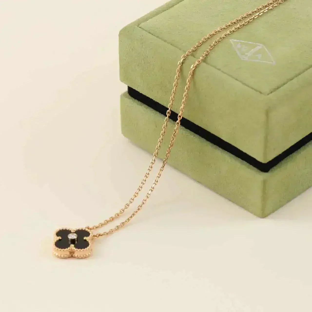 [✨ROSE✨]CLOVER 15MM DIAMOND ONYX NECKLACE