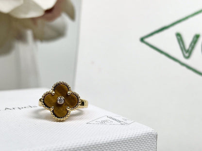 [✨ROSE✨]CLOVER TIGER'S EYE RING GOLD DIAMOND
