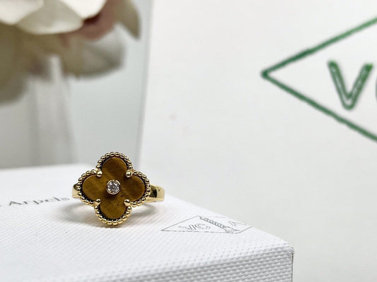 [✨ROSE✨]CLOVER TIGER'S EYE RING GOLD DIAMOND