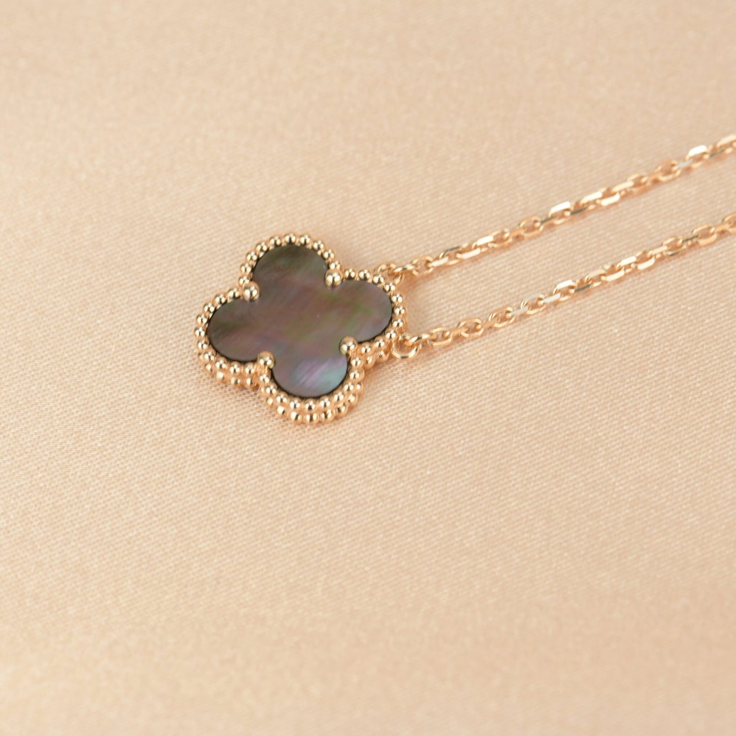 [✨ROSE✨]CLOVER 15MM  GRAY MOTHER OF PEARL NECKLACE