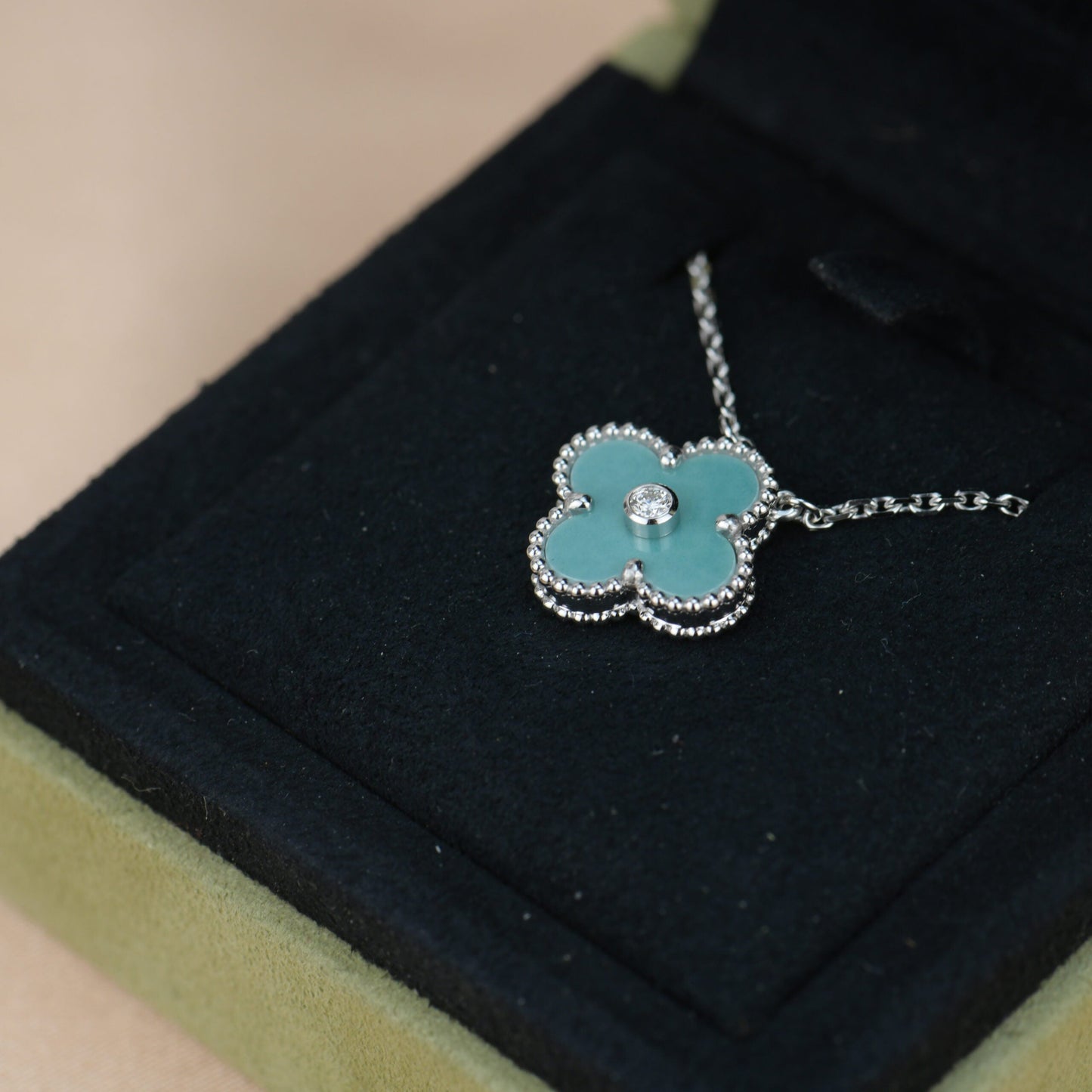 [✨ROSE✨]CLOVER 15MM DIAMOND SVRES PORCELAIN  NECKLACE SILVER