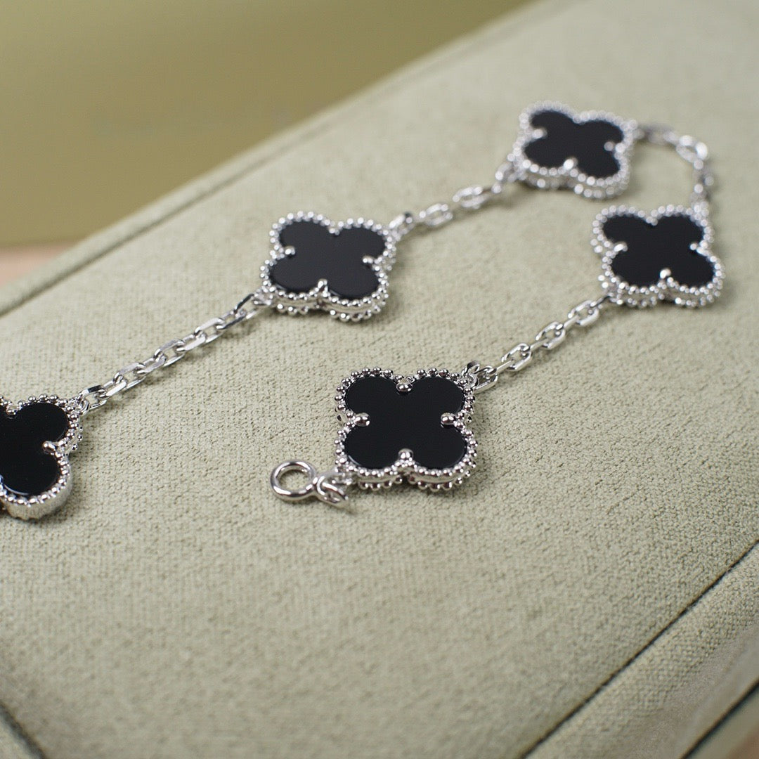[✨ROSE✨]CLOVER 5 MOTIF ONYXS  BRACELET SILVER