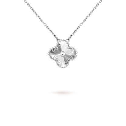 [✨ROSE✨]CLOVER 15MM LASER NECKLACE SILVER