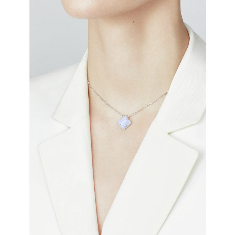 [✨ROSE✨]CLOVER 15MM BLUE CHALCEDONY NECKLACE SILVER