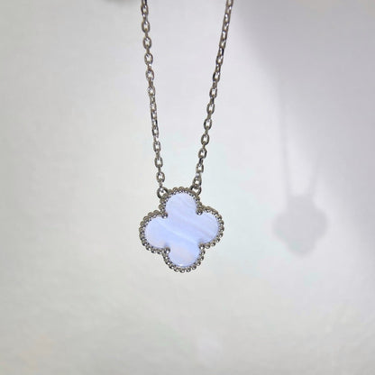 [✨ROSE✨]CLOVER 15MM BLUE CHALCEDONY NECKLACE SILVER