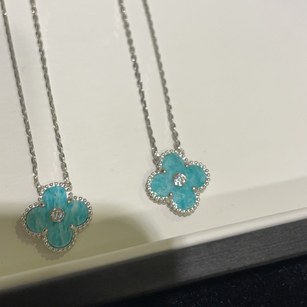 [✨ROSE✨]CLOVER 15MM DIAMOND SVRES PORCELAIN  NECKLACE SILVER