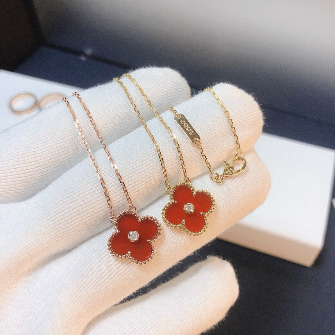 [✨ROSE✨]CLOVER 15MM DIAMOND CARNELIAN NECKLACE