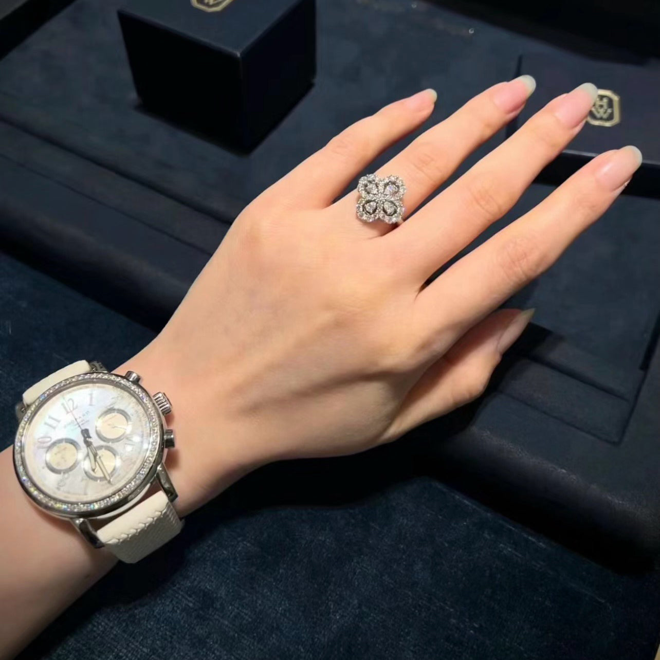 [✨ROSE✨]LOOP RING FULL MOTIF DIAMOND 16MM SILVE