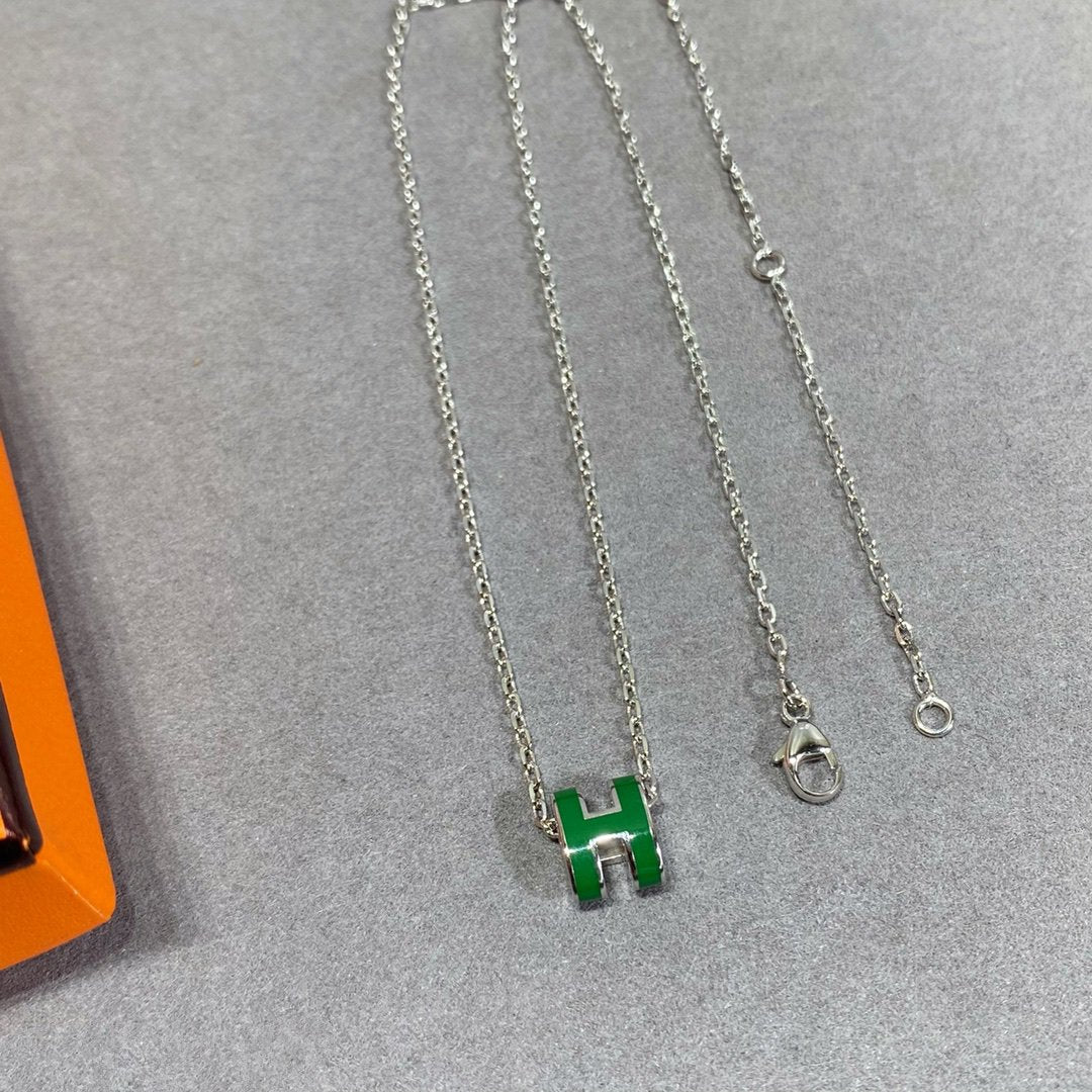 [✨ROSE✨]POP H GREEN NECKLACE SILVER AND GOLD